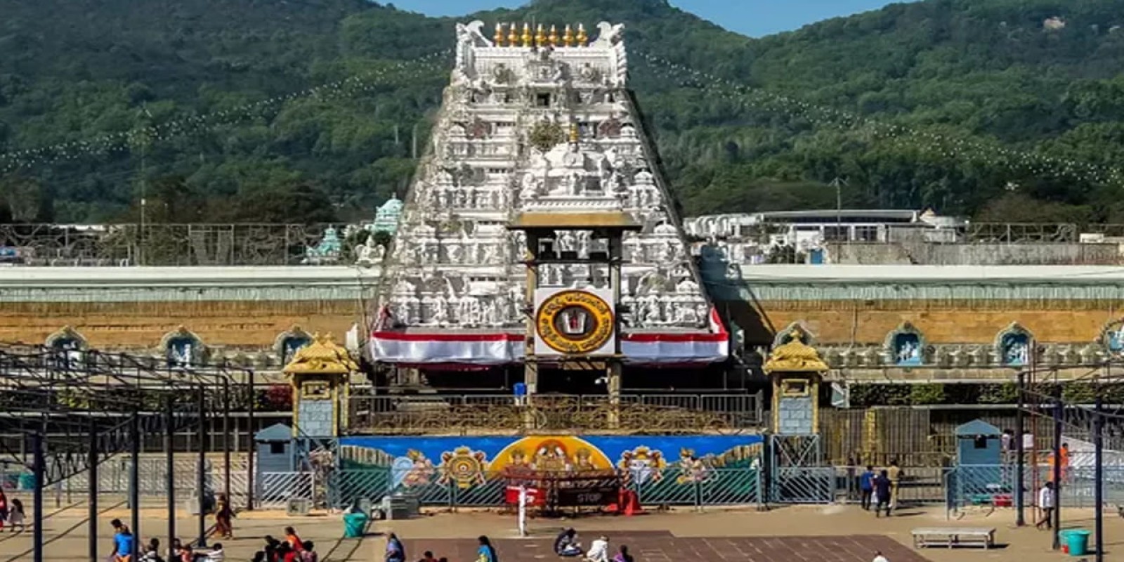 Tirumala: వెంకన్న భక్తులకు గుడ్ న్యూస్.. మార్చి నెలలో శ్రీవారి ఆర్జిత సేవా టికెట్లు కావాలా..