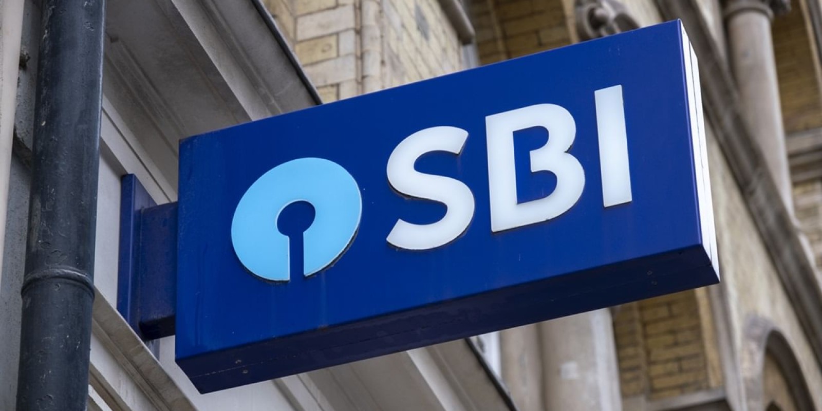 SBI Recruitment 2024-25 : എസ്ബിഐയിലെ ജോലിയാണോ സ്വപ്‌നം, എങ്കില്‍ ഇതുതന്നെ അവസരം; ജൂനിയര്‍ അസോസിയേറ്റാകാം, നിരവധി ഒഴിവുകള്‍