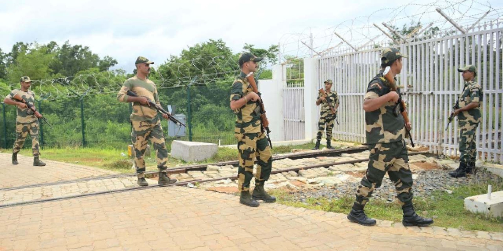 BSF in Tension: চিন্তা বাড়াচ্ছে কুয়াশা, অনুপ্রবেশ আশঙ্কায় নতুন পদক্ষেপের পথে BSF