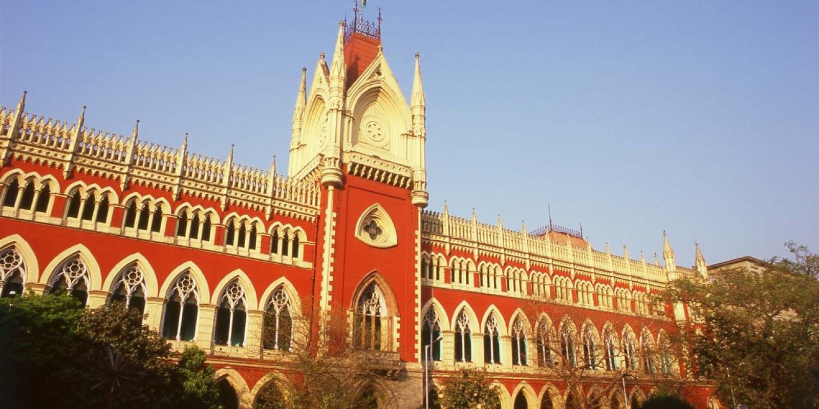 Calcutta High Court: ‘যিনি অভিযুক্ত, তিনিই কীভাবে তদন্তকারী সংস্থার পরিবর্তন চাইতে পারে?’, নন্দীগ্রামে TMC কর্মী খুনে CBI চাইল অভিযুক্ত BJP