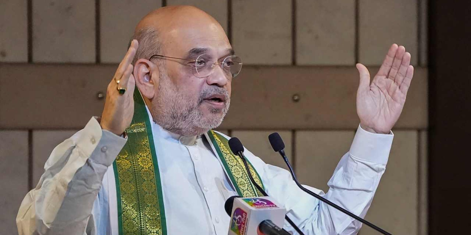 Amit Shah accuses Congress of 'distorting statement', calls party 'Anti-Ambedkar'