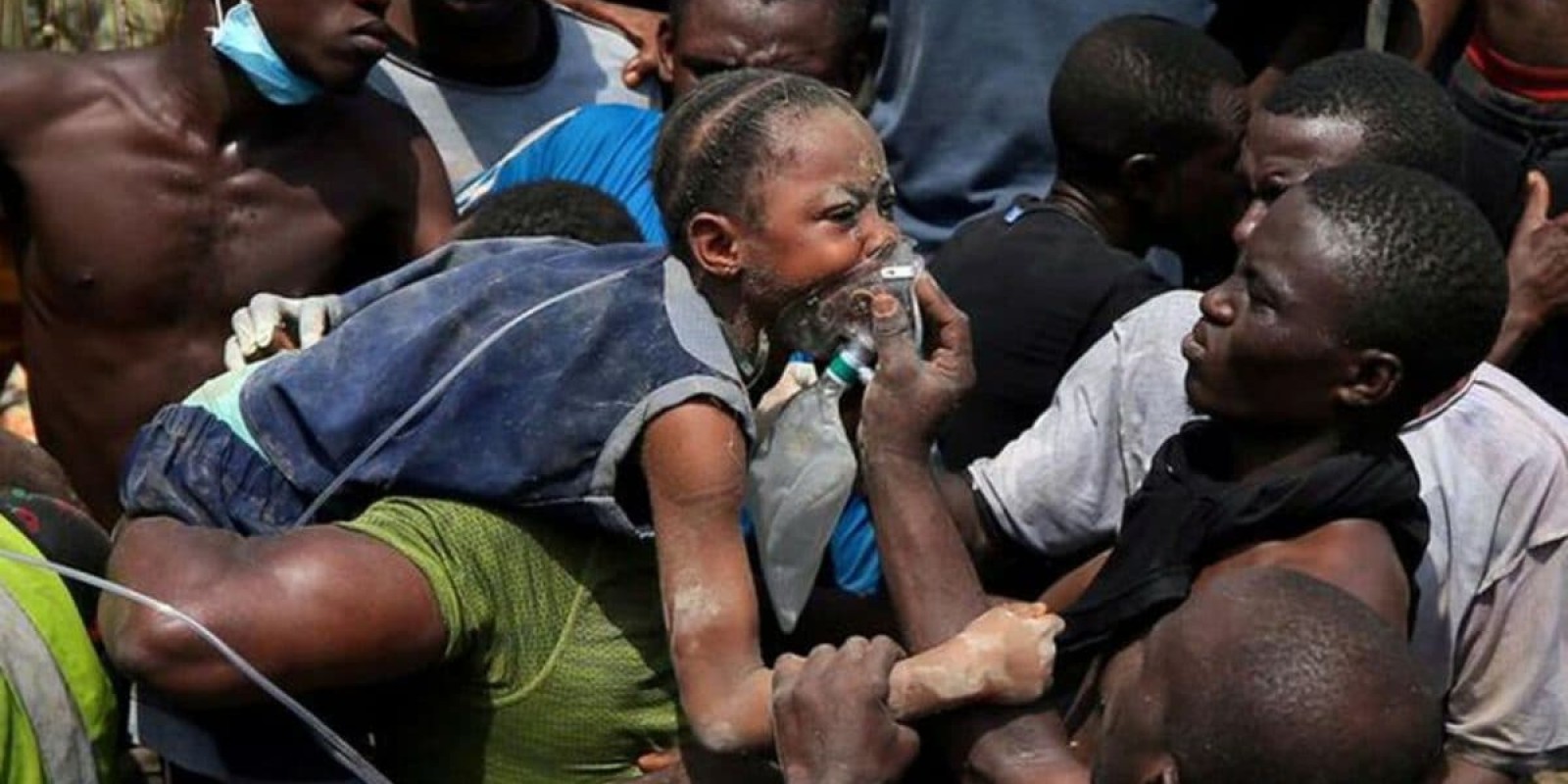 Nigeria: 'Joy turns to mourning' as several children killed in stampede at holiday fair event