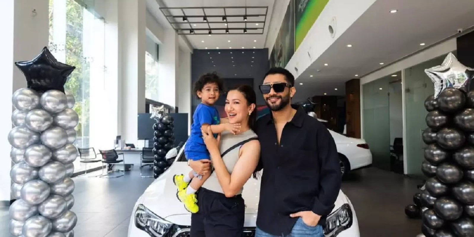 Gauahar Khan Buy Mercedes Benz : गौहर खानने खरेदी केली आलिशान मर्सिडीज कार, किंमत वाचून फुटेल घाम