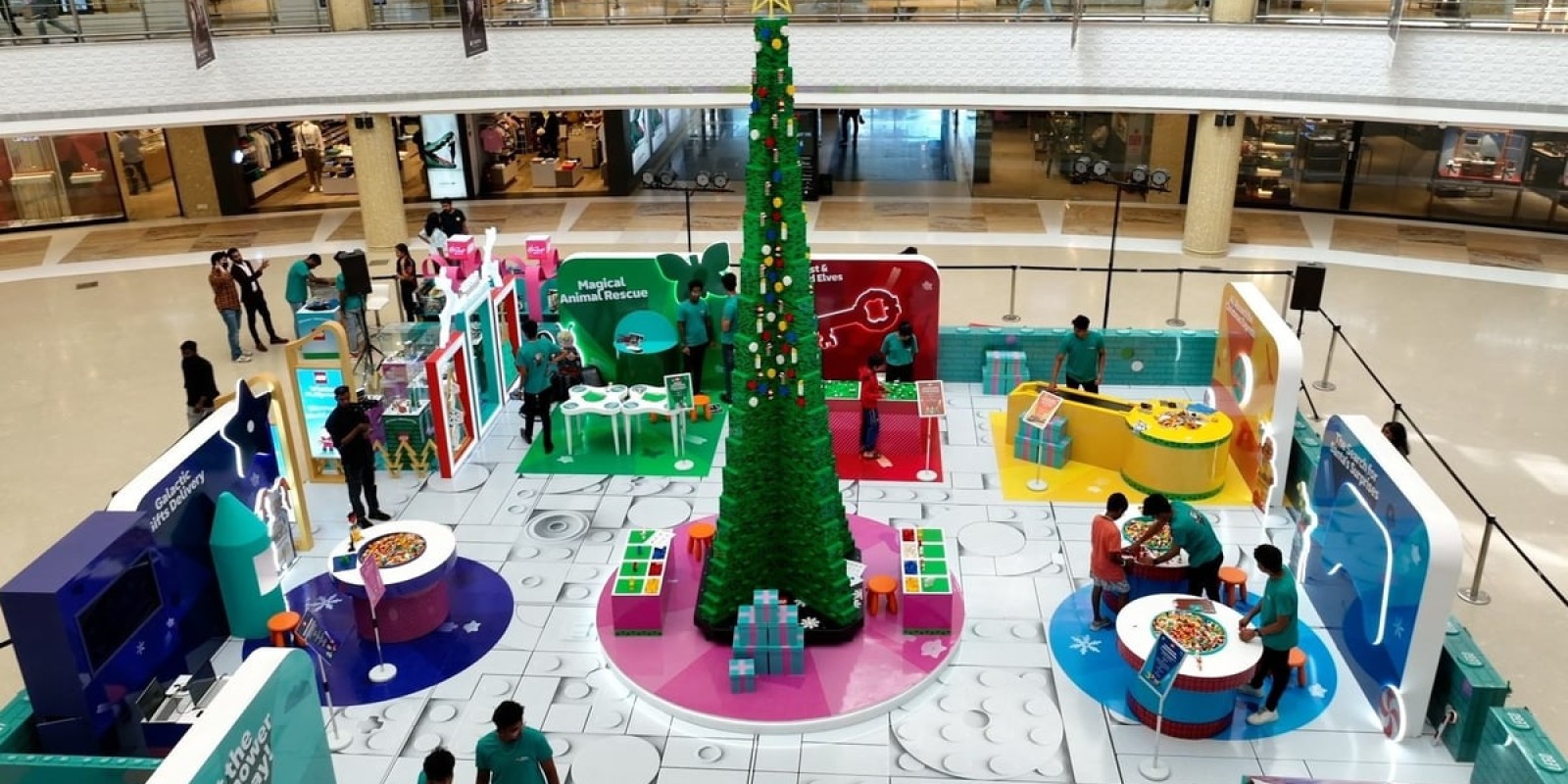 The LEGO® Group’s Winter PLAYgrounds are a Magical Christmas Adventure for Kids!