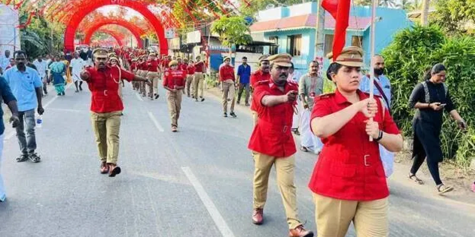 Complaint filed for taking student to red volunteer march without parents’ permission