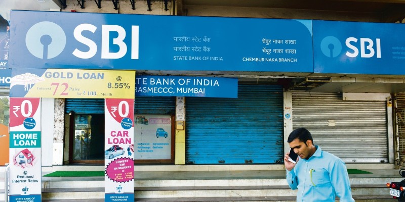 SBI releases SCO interview admit cards for 2024; download link available.