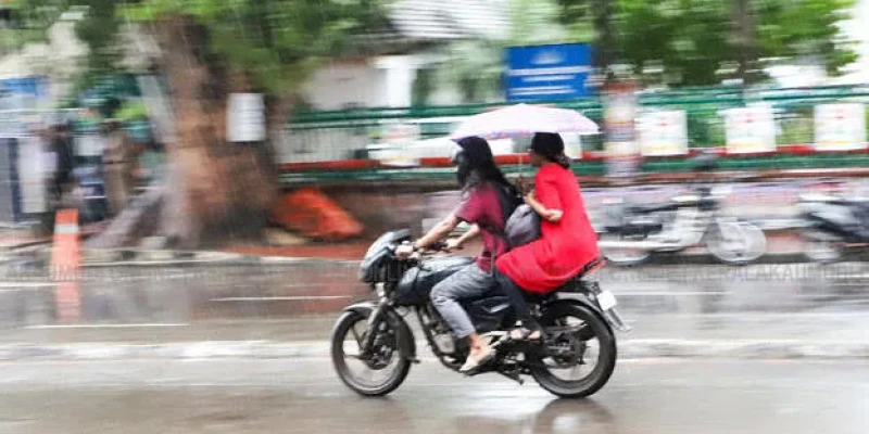 കേരളത്തിൽ അടുത്ത അഞ്ച് ദിവസം നേരിയ മഴ; മൂന്ന് ജില്ലകൾക്ക് യെല്ലോ അലർട്ട്