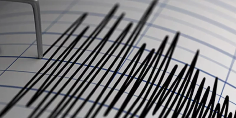 California hit by 3.7 magnitude earthquake; no damage reported.