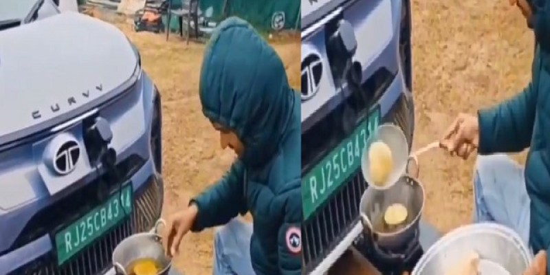 Rajasthan man fries kachoris using his electric vehicle's battery.