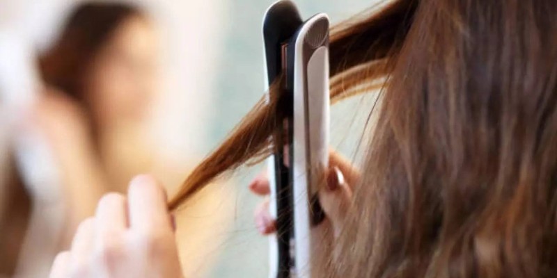 Study links hair dyes and straighteners to increased breast cancer risk.