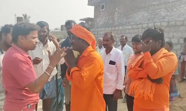 గ్రామంలో నరదిష్టి పూజ పేరుతో 19 వేలు డిమాండ్ చేసిన బాబా