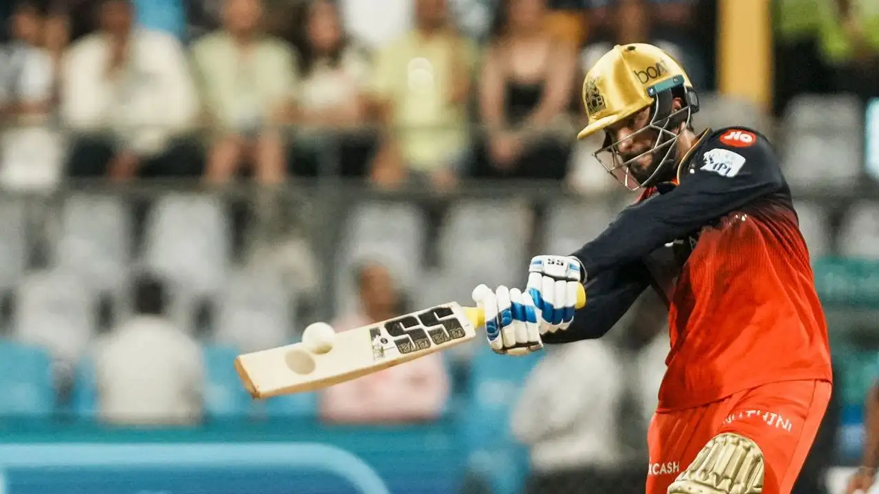 IPL 2025: रजत पाटीदार ने बनाया नया रिकॉर्ड, सचिन को पीछे छोड़ा