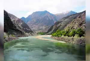 India's suspension of the Indus Waters Treaty with Pakistan: analysis and implications.