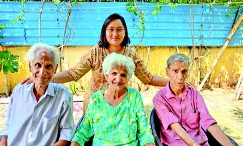વૃદ્ધાવસ્થામાં વધારો: પડકારો અને ઉકેલોનું વિશ્લેષણ