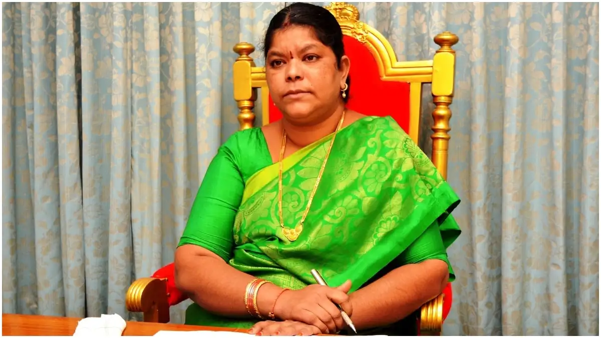 విశాఖ మేయర్ పై అవిశ్వాస తీర్మానం ఆమోదం: కూటమి విజయం