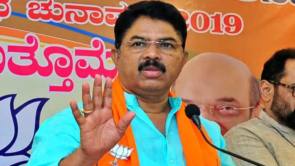 ಜಾತಿ ಗಣತಿ ವರದಿ ವಿವಾದ: ಮೂಲ ವರದಿ ಸಿಎಂ ಮನೆಯಲ್ಲಿದೆ ಎಂಬ ಆರೋಪ