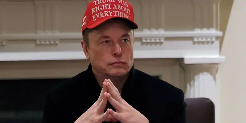 Tesla stock drops amid CEO succession search reports.