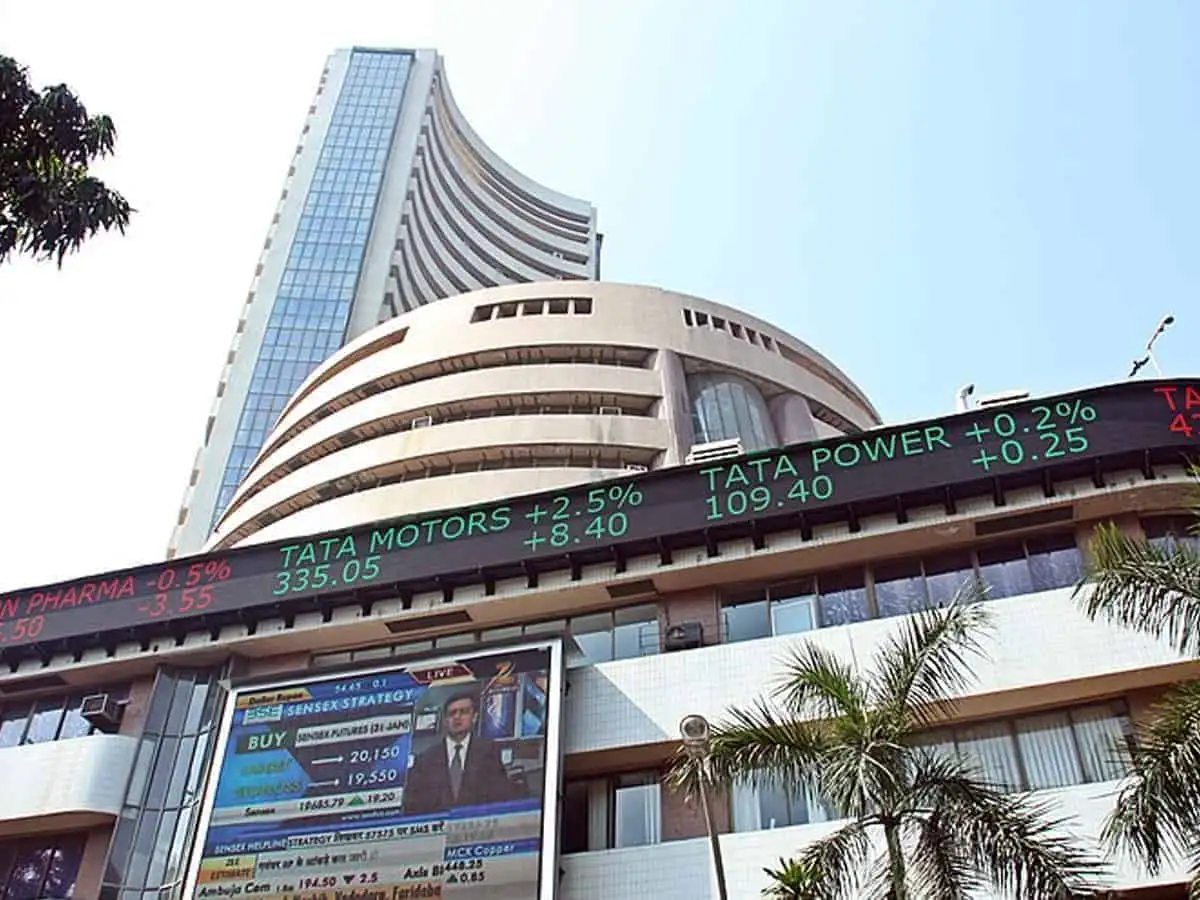 Indian Stock Market Opens Higher; IT and Auto Sectors Shine