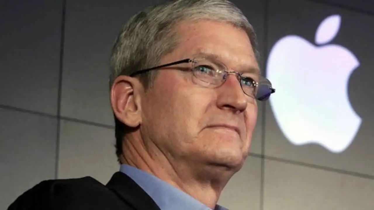 Apple's Q2 FY25: Record Services Revenue and $95.4 Billion in Revenue