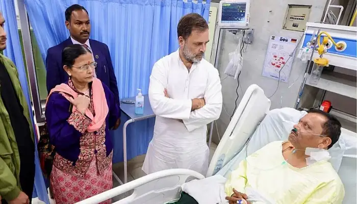 राहुल गांधी श्रीनगर पहुँचे, पहलगाम हमले के पीड़ितों से मिले