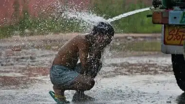 Delhi weather forecast: light rain and cool temperatures expected.