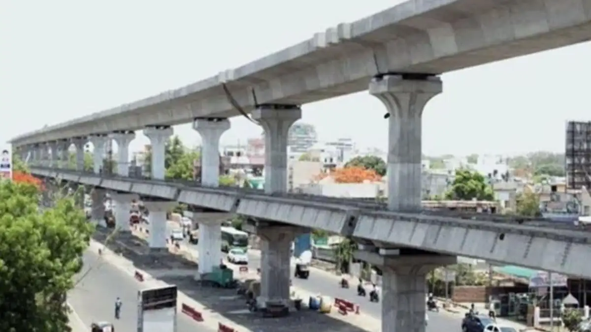 पुण्यात वाहतूक कोंडीसाठी १० नवीन डबल-डेकर उड्डाणपूल प्रस्तावित