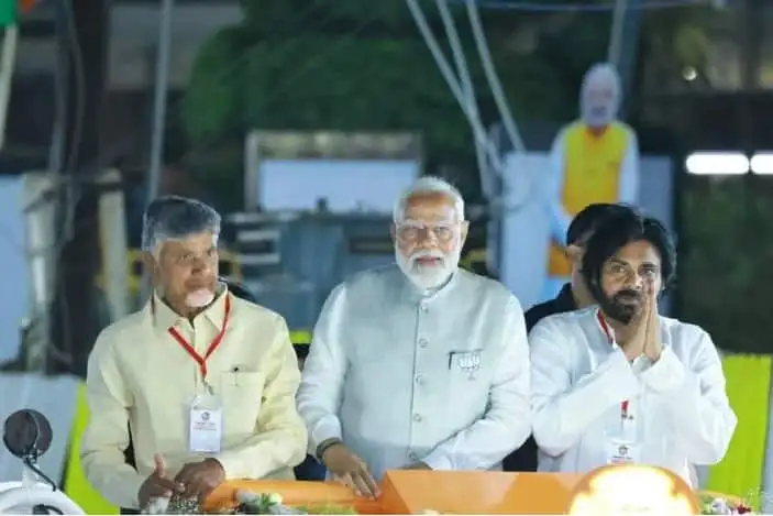మోదీ అమరావతి సందర్శనలో రోడ్డు షో రద్దు: పహల్గాం ప్రభావం