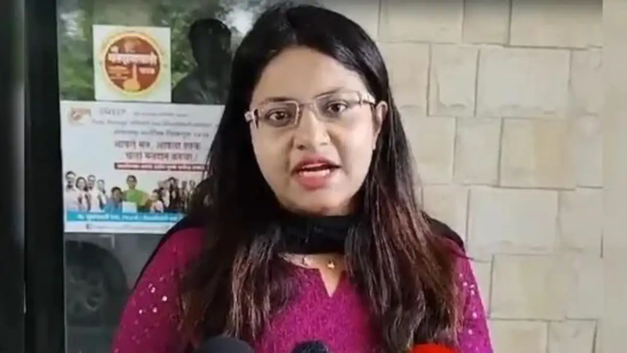 UPSC परीक्षा, नाव बदल आरोपावर पूजा खेडकर यांचे स्पष्टीकरण