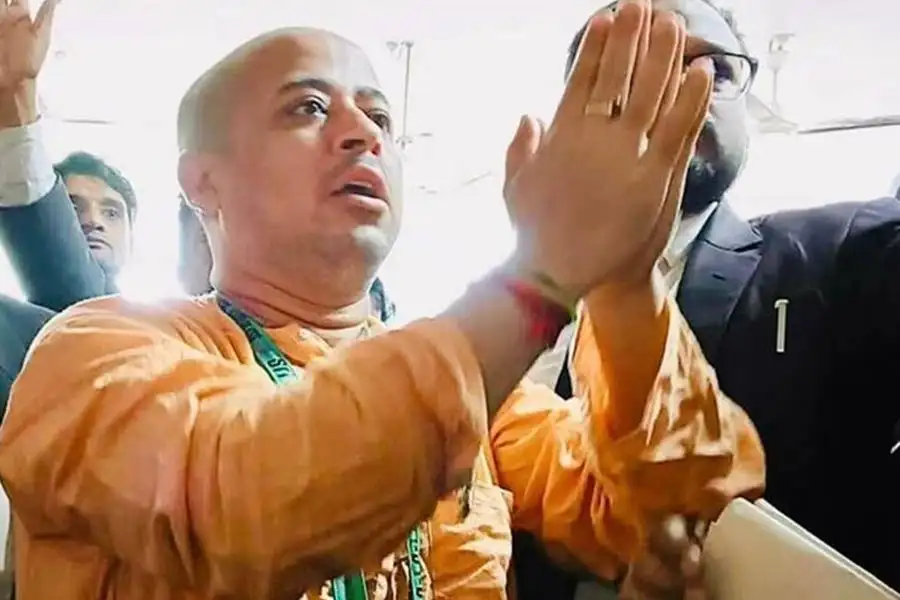 আইনজীবীর মৃত্যুতে চিন্ময় প্রভুর জামিন শুনানি স্থগিত, ঢাকা সুপ্রিম কোর্টে