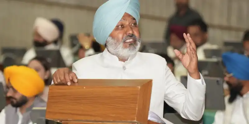ਪੰਜਾਬ ਬਜਟ: ਔਰਤਾਂ ਨੂੰ 1100 ਰੁਪਏ ਕਿਉਂ ਨਹੀਂ ਮਿਲੇ? ਚੀਮਾ ਦਾ ਜਵਾਬ