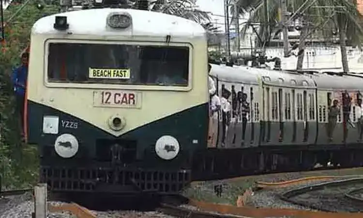 மாம்பலம் அருகே மின்சார ரயில் விபத்து: இளம்பெண் பலி