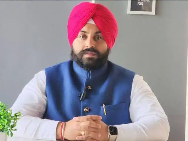 ਹਰਜੋਤ ਬੈਂਸ ਨੇ ਵਿਰੋਧੀਆਂ ਨੂੰ ਸਕੂਲਾਂ ਦੇ ਬੁਨਿਆਦੀ ਢਾਂਚੇ 'ਤੇ ਜਵਾਬ ਦਿੱਤਾ।