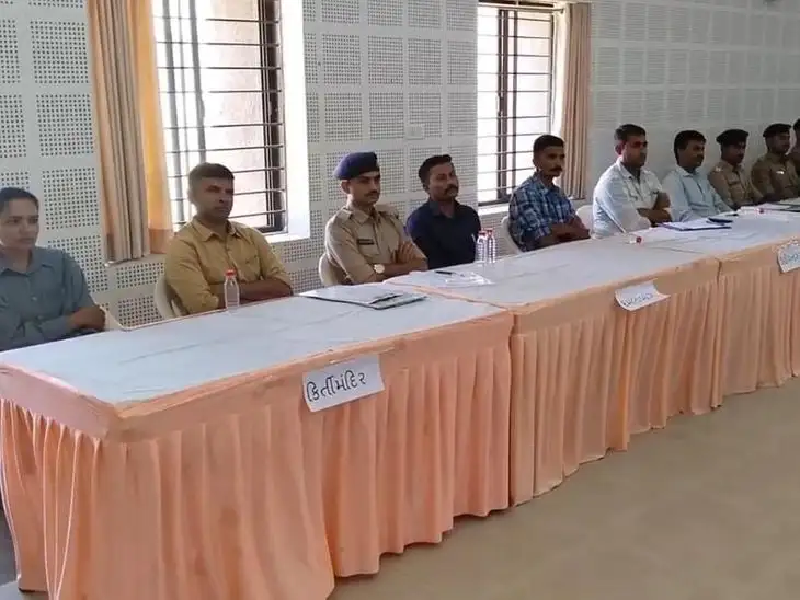 પોરબંદર પોલીસનો વ્યાજખોરી વિરુદ્ધ લોકદરબાર, 40 લાખની લોન મળી