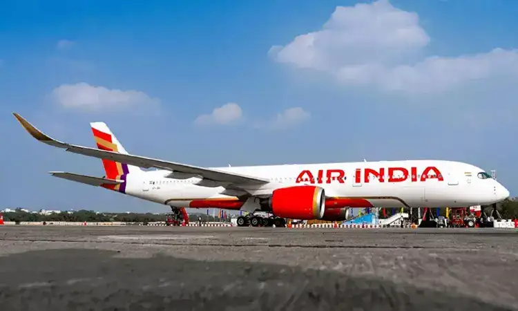 ஆபரேஷன் சிந்தூர்: ஏர் இந்தியா விமானத்தில் பயணி இறக்கிவிடப்பட்டது