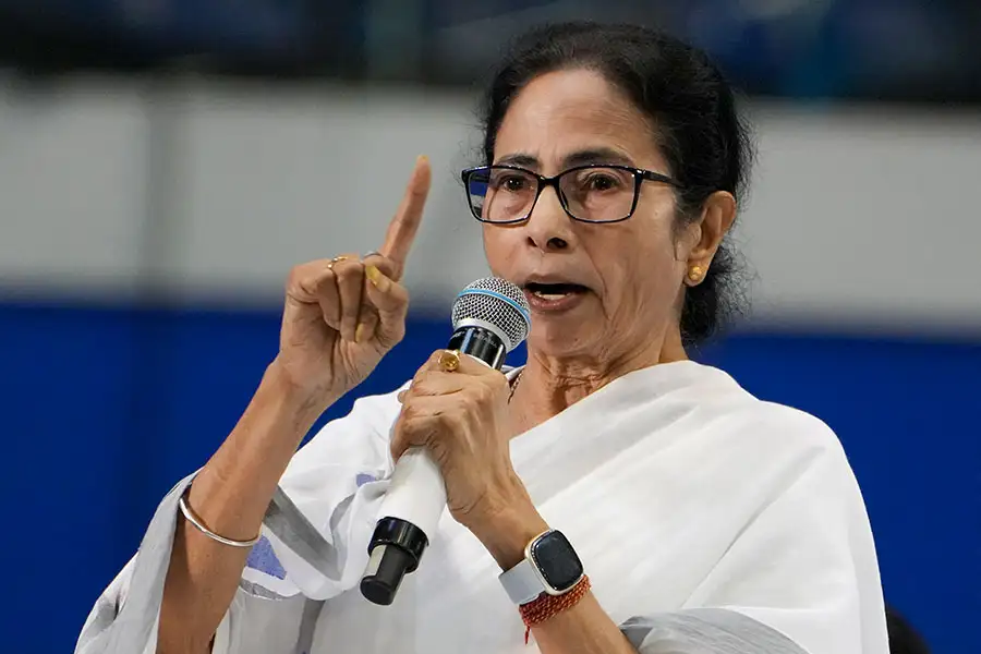 মমতার মুর্শিদাবাদ সফর পিছিয়ে গেল, কবে যাবেন?