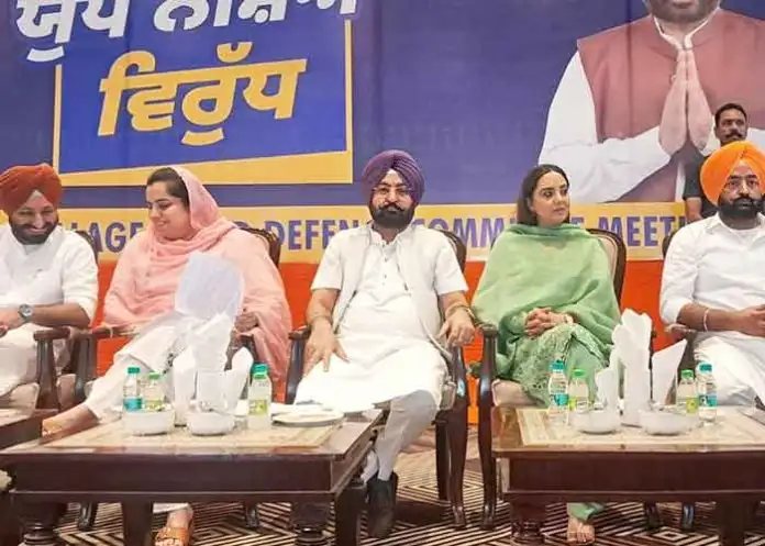 ਨਸ਼ਾ ਮੁਕਤੀ ਯਾਤਰਾ ਪਿੰਡਾਂ ਤੱਕ ਪਹੁੰਚ ਕੇ ਲੋਕ ਲਹਿਰ ਬਣ ਰਹੀ ਹੈ: ਮੁੰਡੀਆਂ