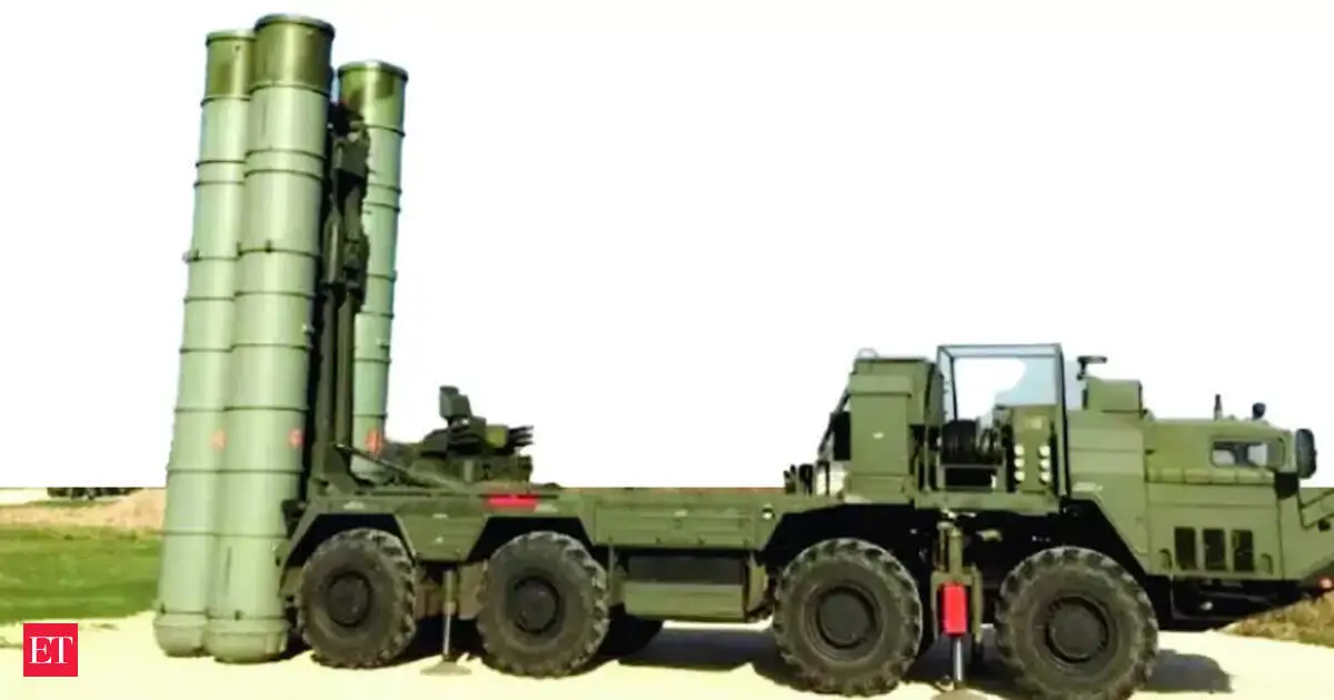 S-400 air defense system thwarts Pakistani cross-border attacks.