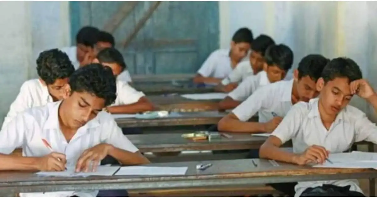 মাধ্যমিক ফলাফল ২০২৫: কলকাতাকে টেক্কা দিয়ে জেলায় ৬৬ শীর্ষস্থান