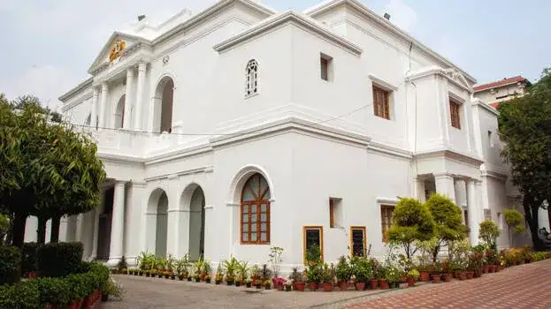 ഇന്ത്യ-പാക് സംഘർഷം: 75 മലയാളി വിദ്യാർത്ഥികൾ കേരള ഹൗസിൽ