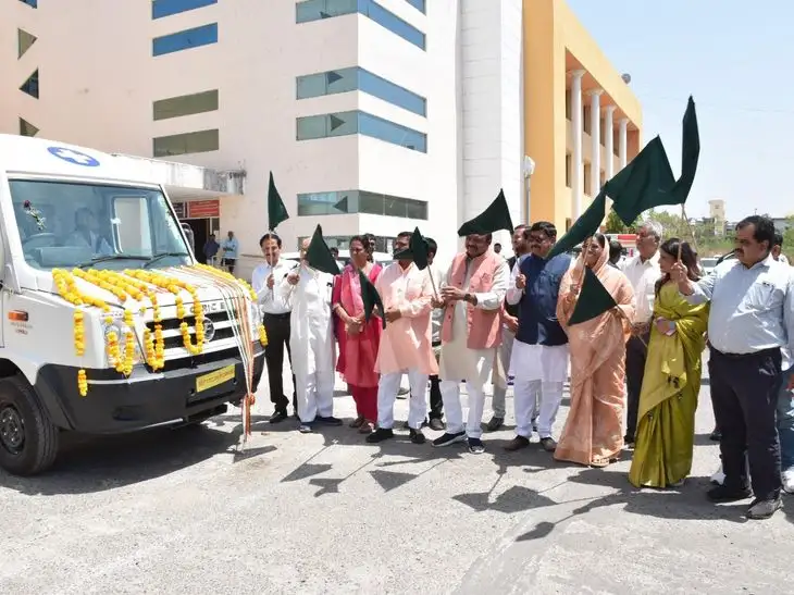 મહીસાગરમાં પશુઓ માટે મોબાઇલ વેક્સિન વાનનું ઉદ્ઘાટન