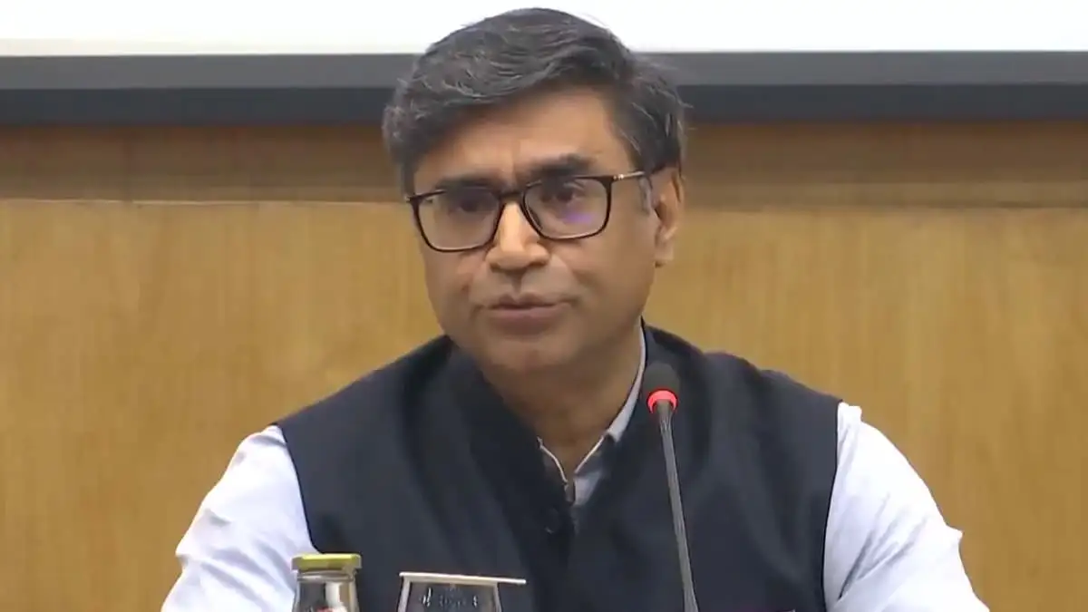 ভারত-পাকিস্তান যুদ্ধবিরতি: বিকেল ৫টা থেকে সামরিক কার্যকলাপ বন্ধ