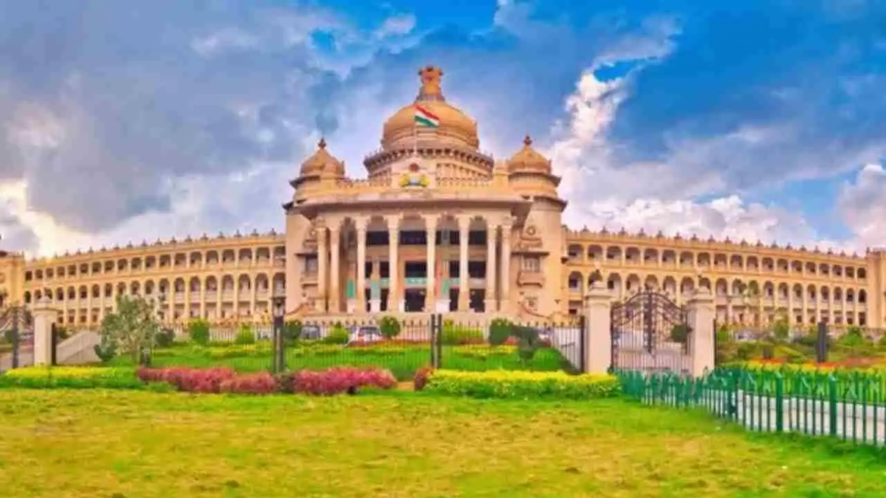 17 ಸಾವಿರ ಕೋಟಿ ರೂ. ಅನುದಾನ ದುರ್ಬಳಕೆ: ಸಿಎಂ ಸರ್ಕಾರದ ವಿರುದ್ಧ ಆರೋಪ