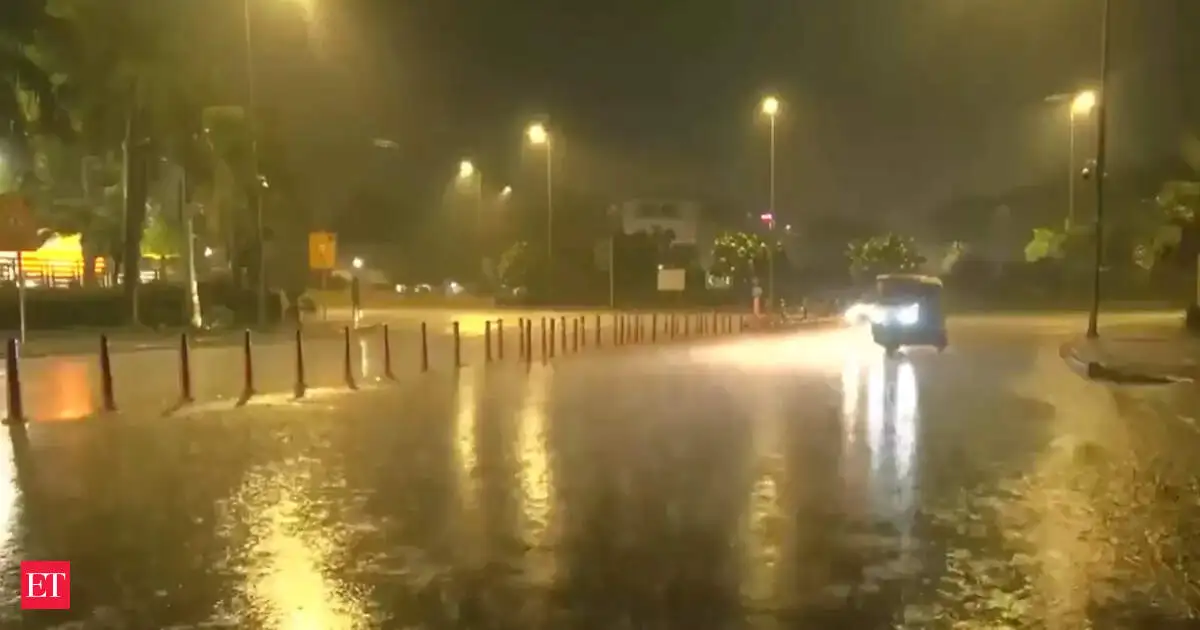Delhi weather: Light rain continues, IMD predicts more respite and thunderstorms.
