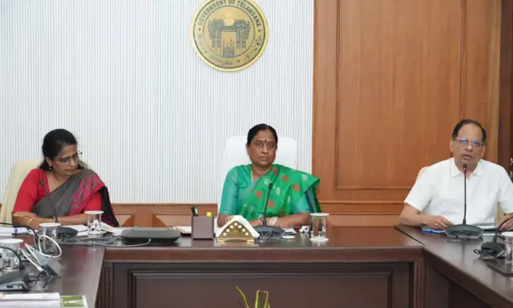 అటవీ మంత్రి కొండా సురేఖ వన్యప్రాణుల సంరక్షణపై ఆదేశాలు