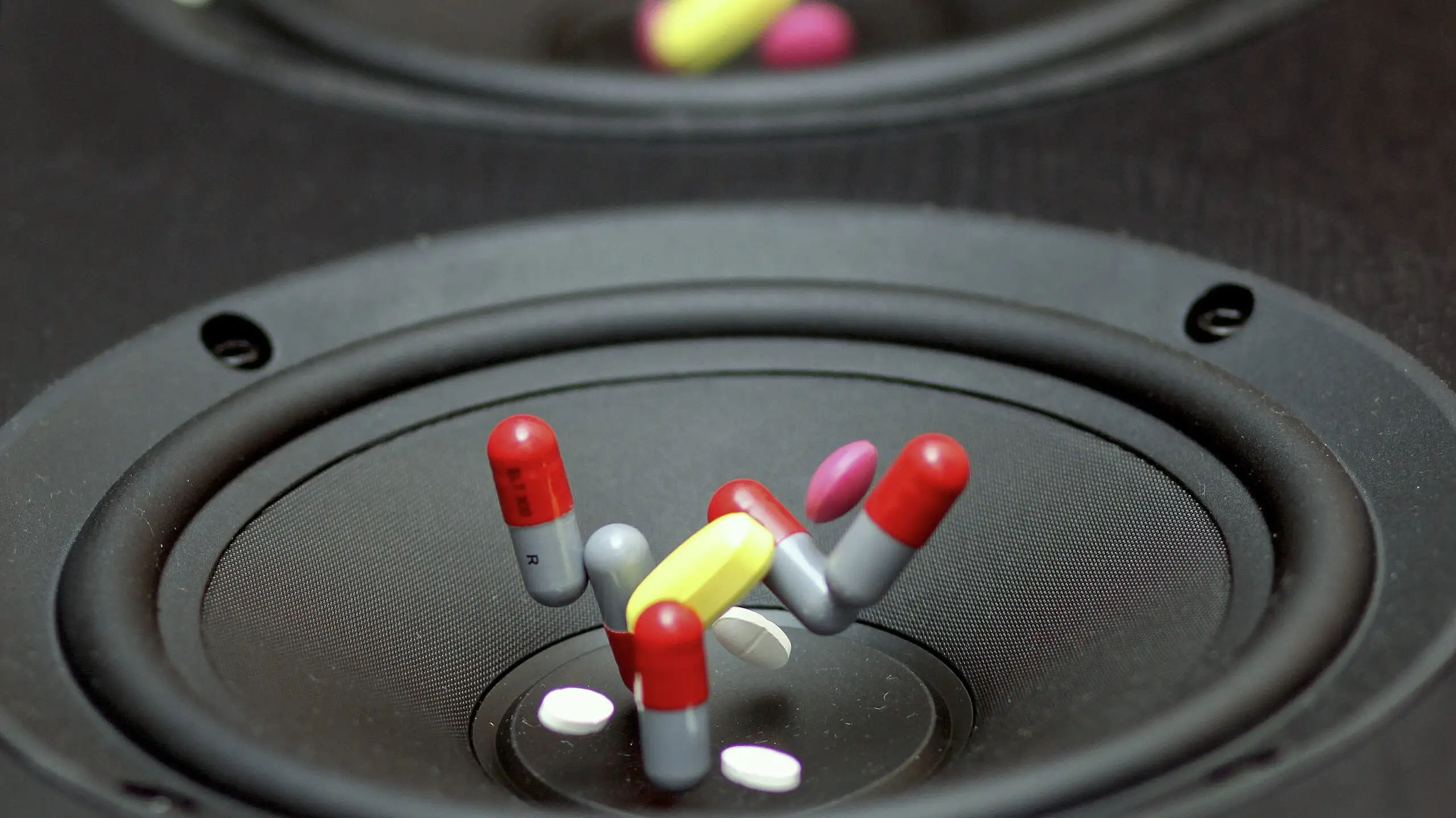 Spotify removes hundreds of fake podcasts advertising illegal drug sales.
