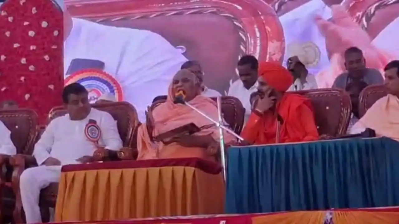ಕೋಡಿಮಠದ ಸ್ವಾಮೀಜಿ ಮುಂದಿನ ಸಿಎಂ ಬಗ್ಗೆ ಮಹತ್ವದ ಮಾತುಗಳು