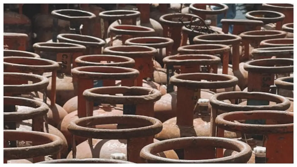 LPG ਸਿਲੰਡਰ ਦੀਆਂ ਕੀਮਤਾਂ ਵਿੱਚ ਵਾਧਾ, ਰਾਤ 12 ਵਜੇ ਤੋਂ ਬਾਅਦ 50 ਰੁਪਏ ਵੱਧ