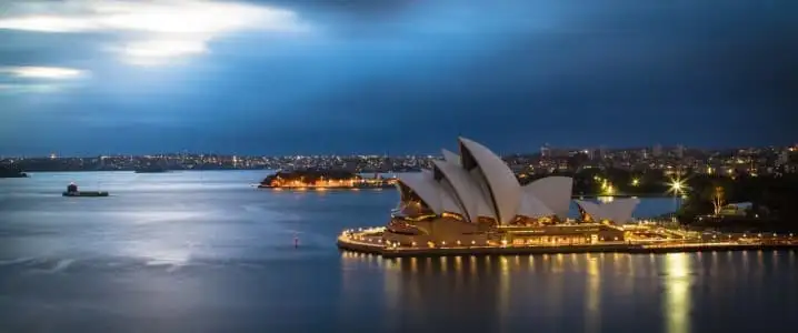 Australia's ambitious energy transition targets face significant setbacks.