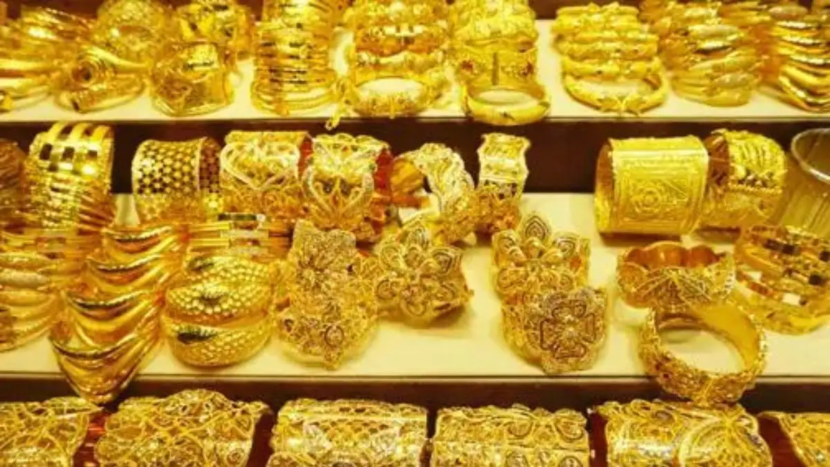 தங்க விலை உயர்வு: ஒரு நாளில் 560 ரூபாய் அதிகரிப்பு - அநியாயமா?