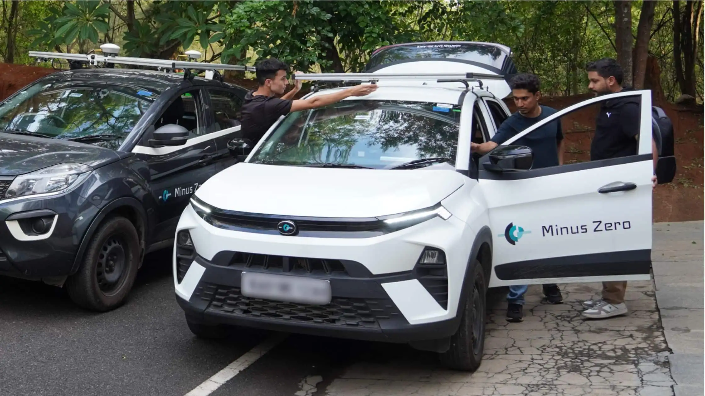 Minus Zero launches India's first AI-based urban car autopilot system.